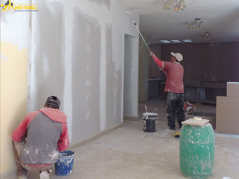 Hồ Tùng nhận sơn sửa nhà, sủi tường sơn lại